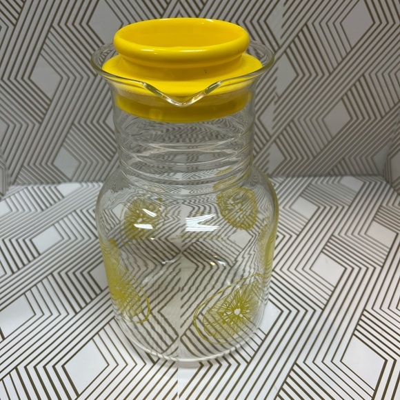 Pyrex Kitchen Vintage Pyrex Lemonade Pitcher Carafe 5 Quart Poshmark